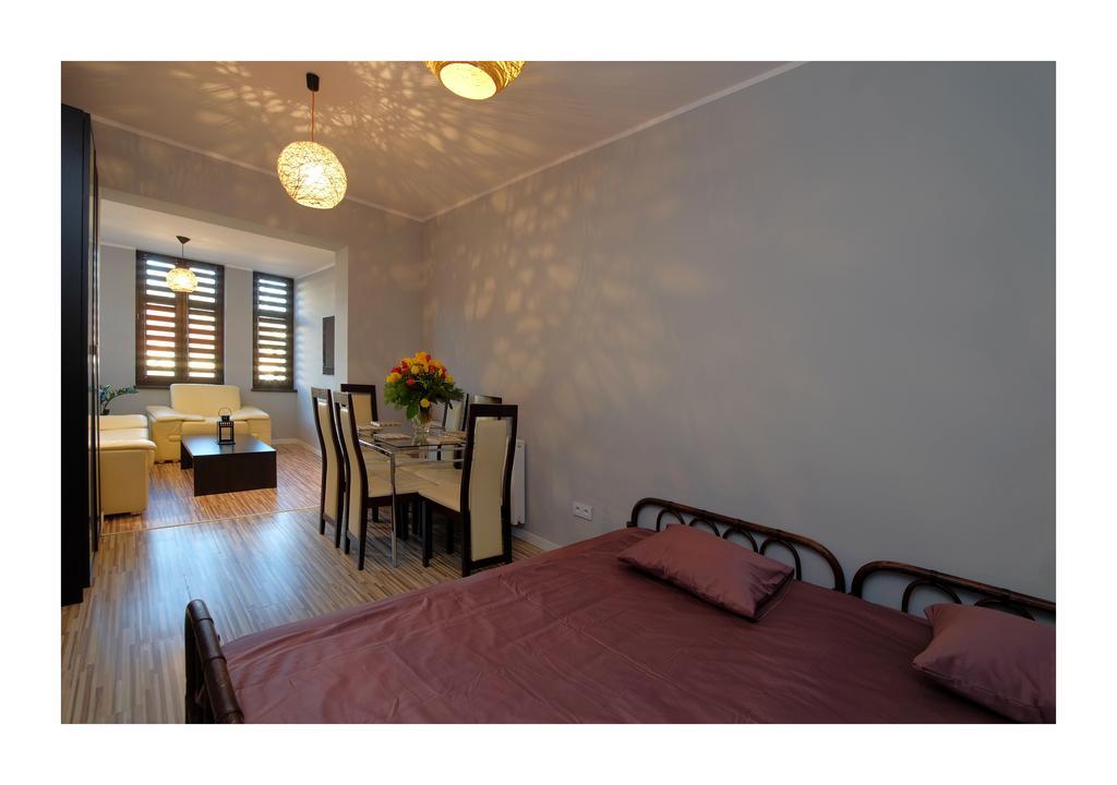 Sinus Apartments - 150 Metrow Od Morza, 300 Metrow Od Monte Cassino โซพอต ภายนอก รูปภาพ